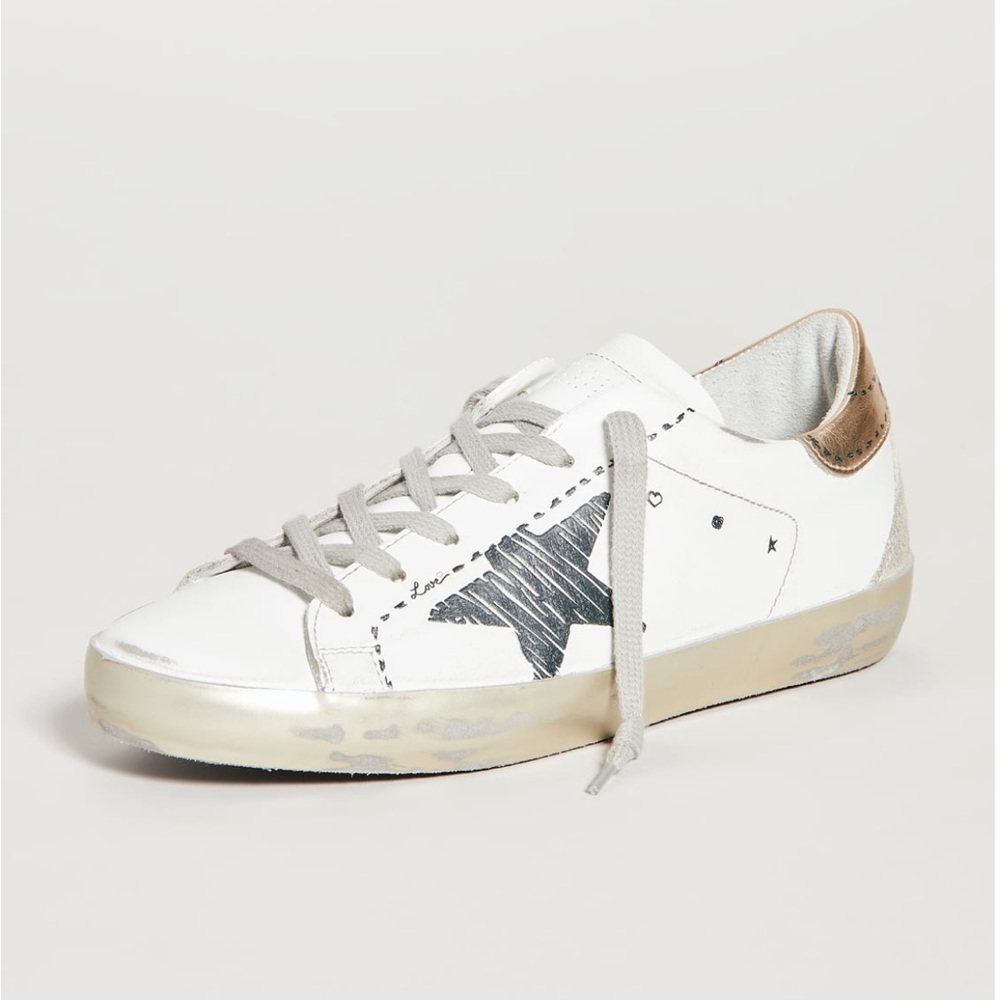 LIKE NEW Golden Goose Superstar Sneaker
White/Black/Gold/Ice Scribble Star sz 39
